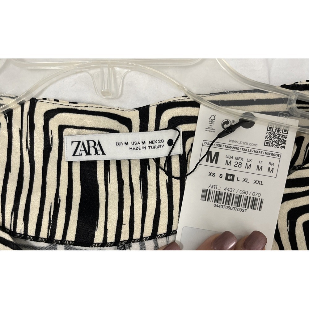 NWT ZARA M Blouse‎ Womens Black/Beige Geometric Print Drawstring Casual Office - Picture 7 of 10